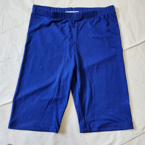 Capelle Loose Fit Top & Biker Short Set - Picture 8 of 15